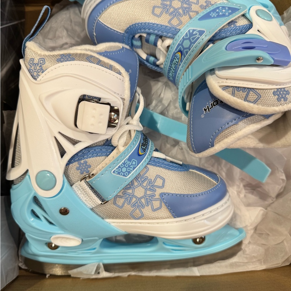 Adjustable Kids Ice Skates in Light Blue & White - Snowflake Design